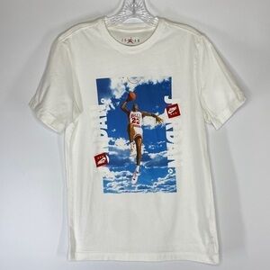 Nike Air Jordan White Sky Tshirt Size Small Standard Fit